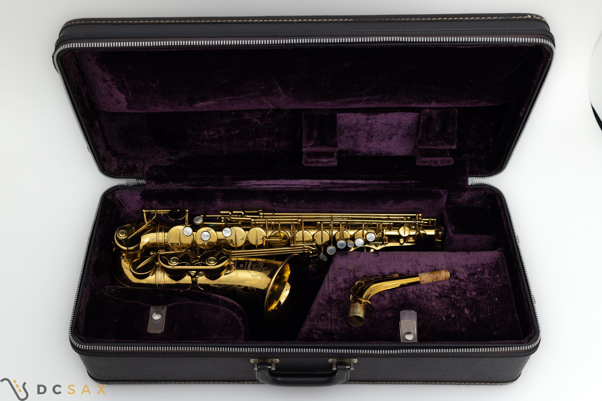 218,xxx Selmer Mark VI Alto Saxophone, Video, Near Mint, High F#, 99% Original Lacquer