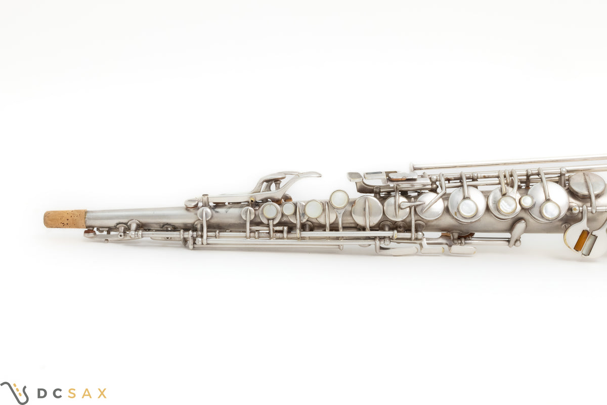 1927年製 C.G.コーン New Wonder II Chu Berry ソプラノサックス、銀メッキ仕上げ、整備済み