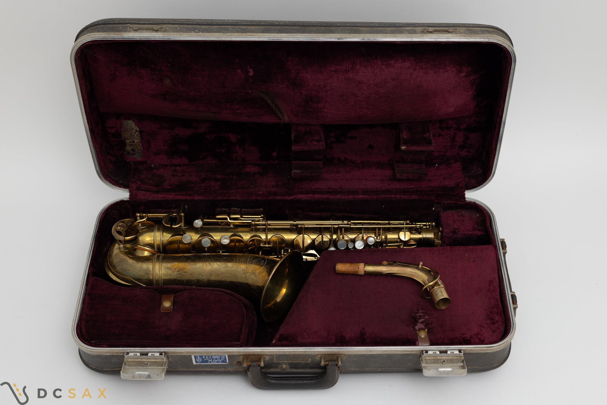 27,xxx 1938 Selmer Jimmy Dorsey Series II Alto Saxophone, Video