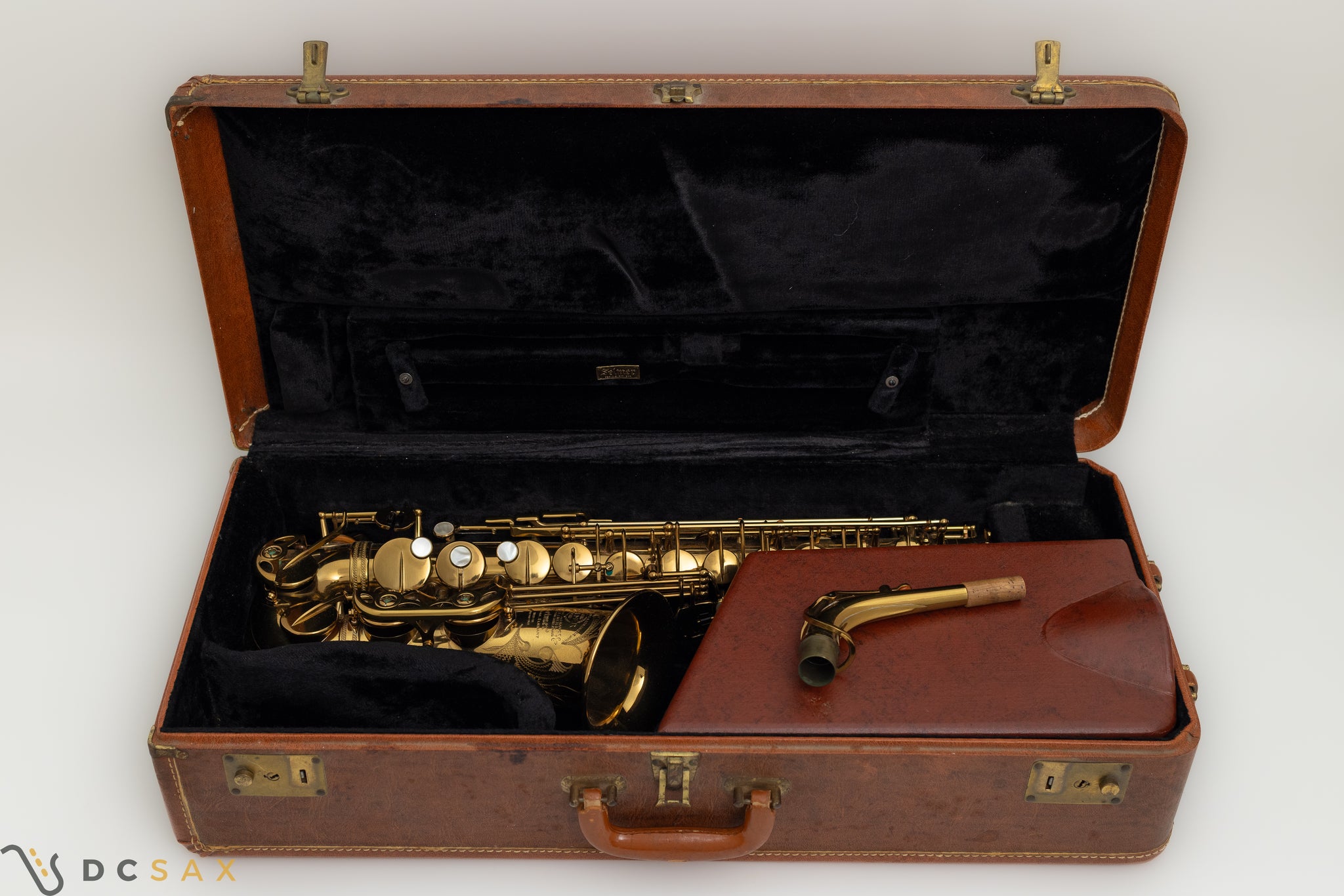 61,xxx Selmer Mark VI Alto Saxophone, Original Lacquer, Mint Condition
