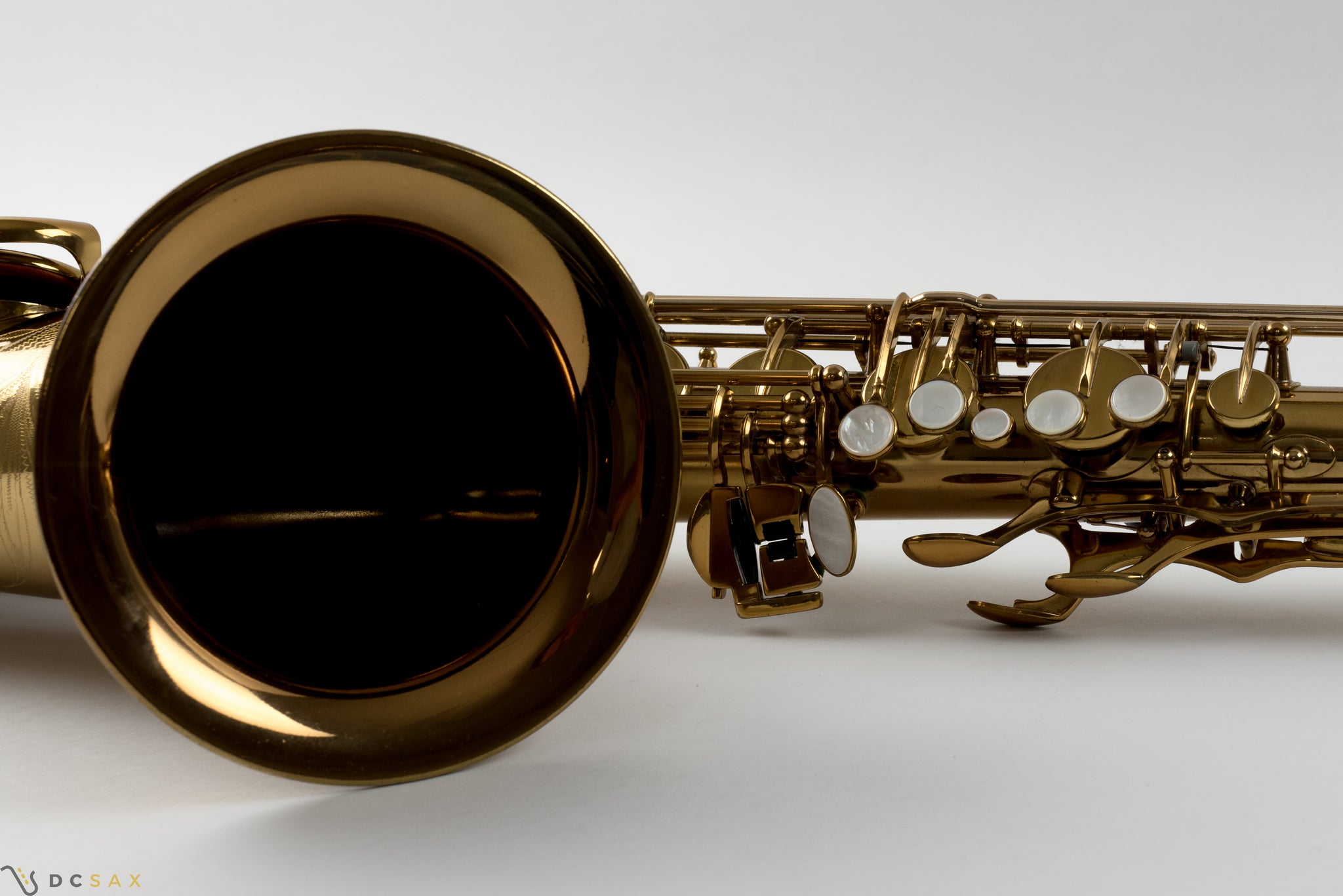 121,xxx Selmer Mark VI Tenor Saxophone, 99+% Original Lacquer