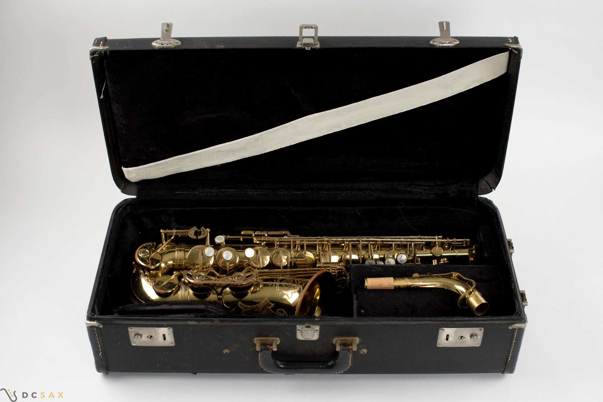 1969 171,xxx Selmer Mark VI Alto Saxophone, 93% Original Lacquer