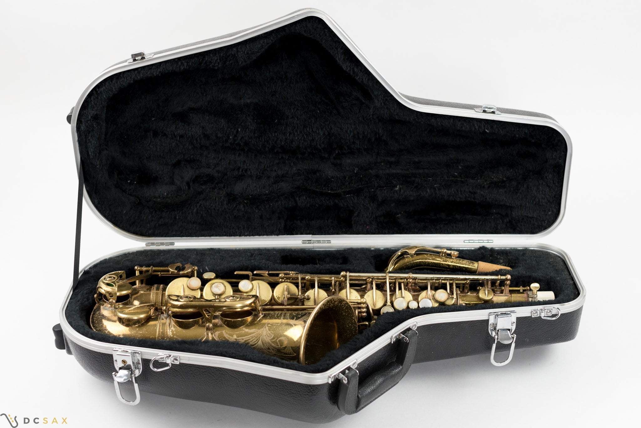 126,xxx Selmer Mark VI Alto Saxophone, 70% Original Lacquer