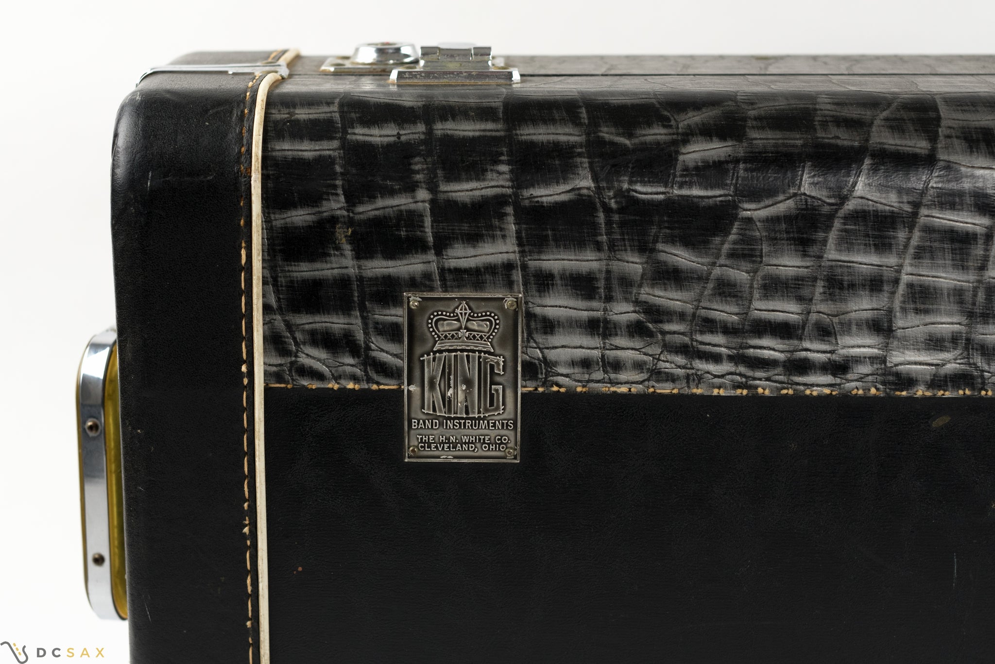 King Super 20 Tenor Saxophone, 99%+ Original Lacquer, Cleveland Era, Video