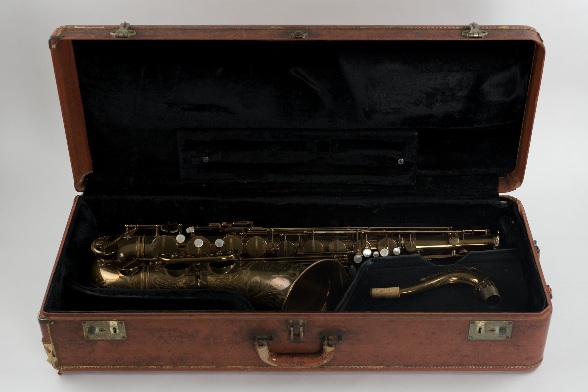 1954 56,xxx Selmer Mark VI Tenor Saxophone, 97% Original Lacquer, WOW!