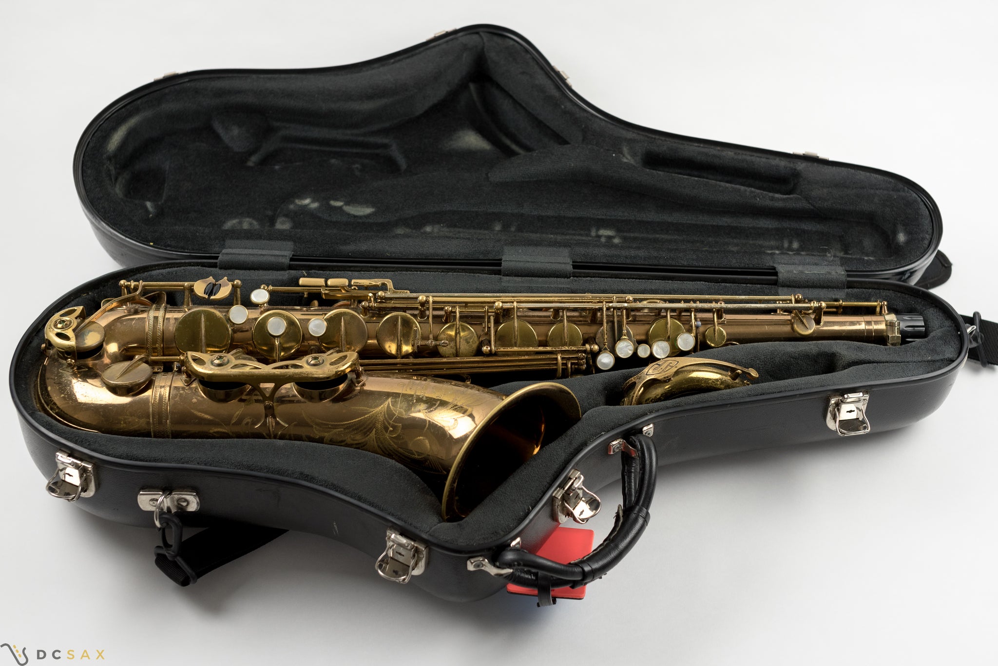 115,xxx Selmer Mark VI Tenor Saxophone, 93% Original Lacquer