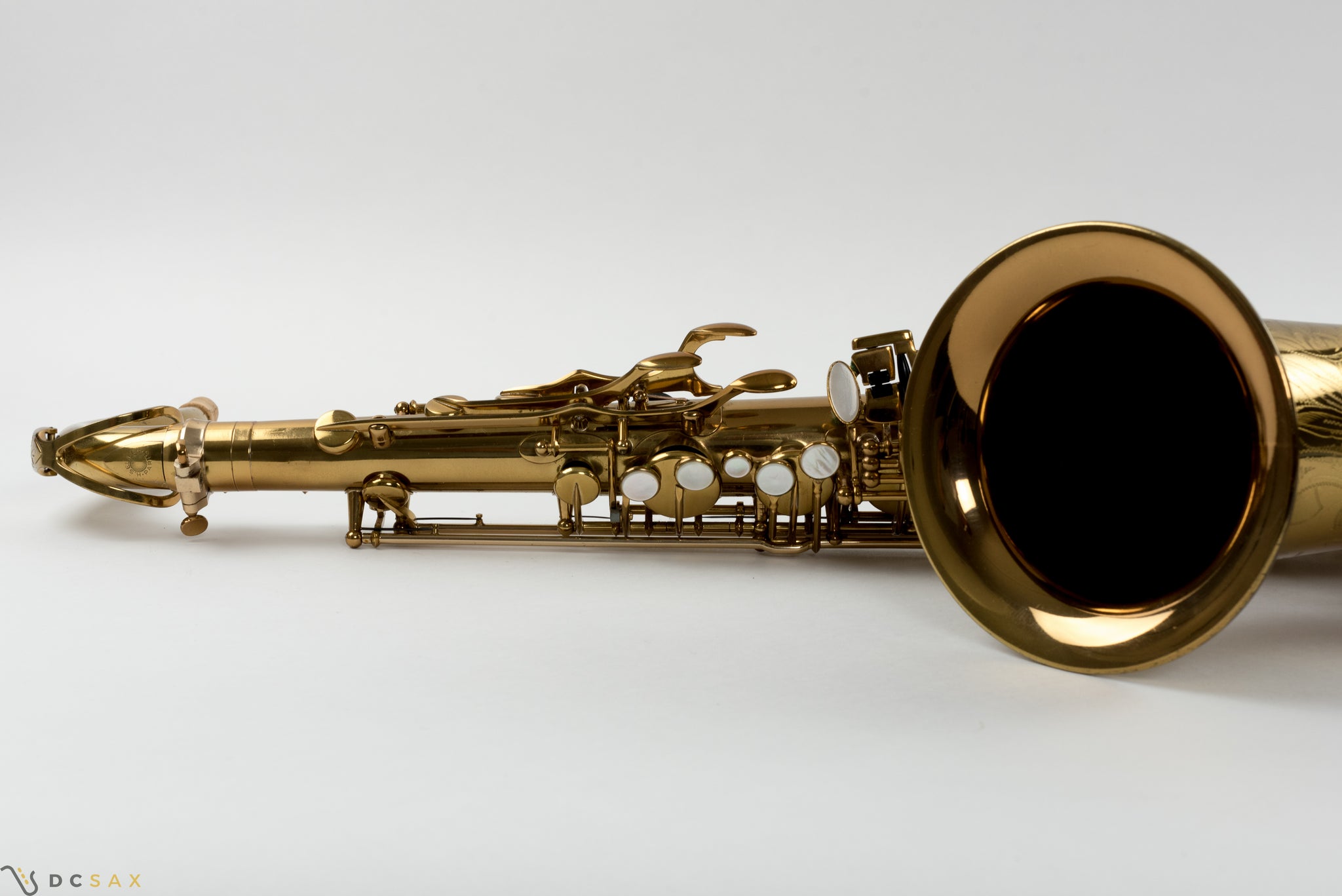 121,xxx Selmer Mark VI Tenor Saxophone, 99+% Original Lacquer