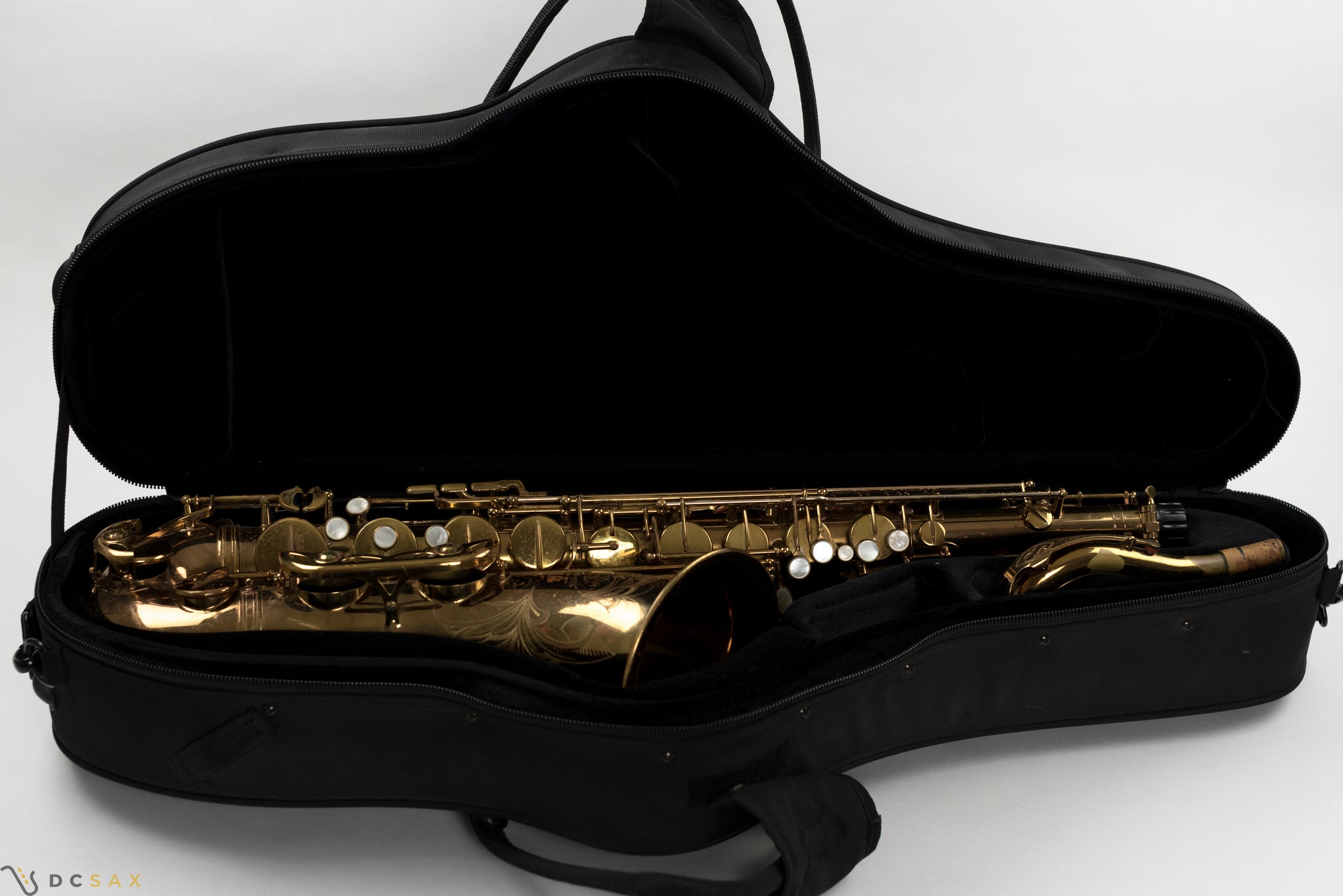 143,xxx Selmer Mark VI Tenor Saxophone, 95% Original Lacquer