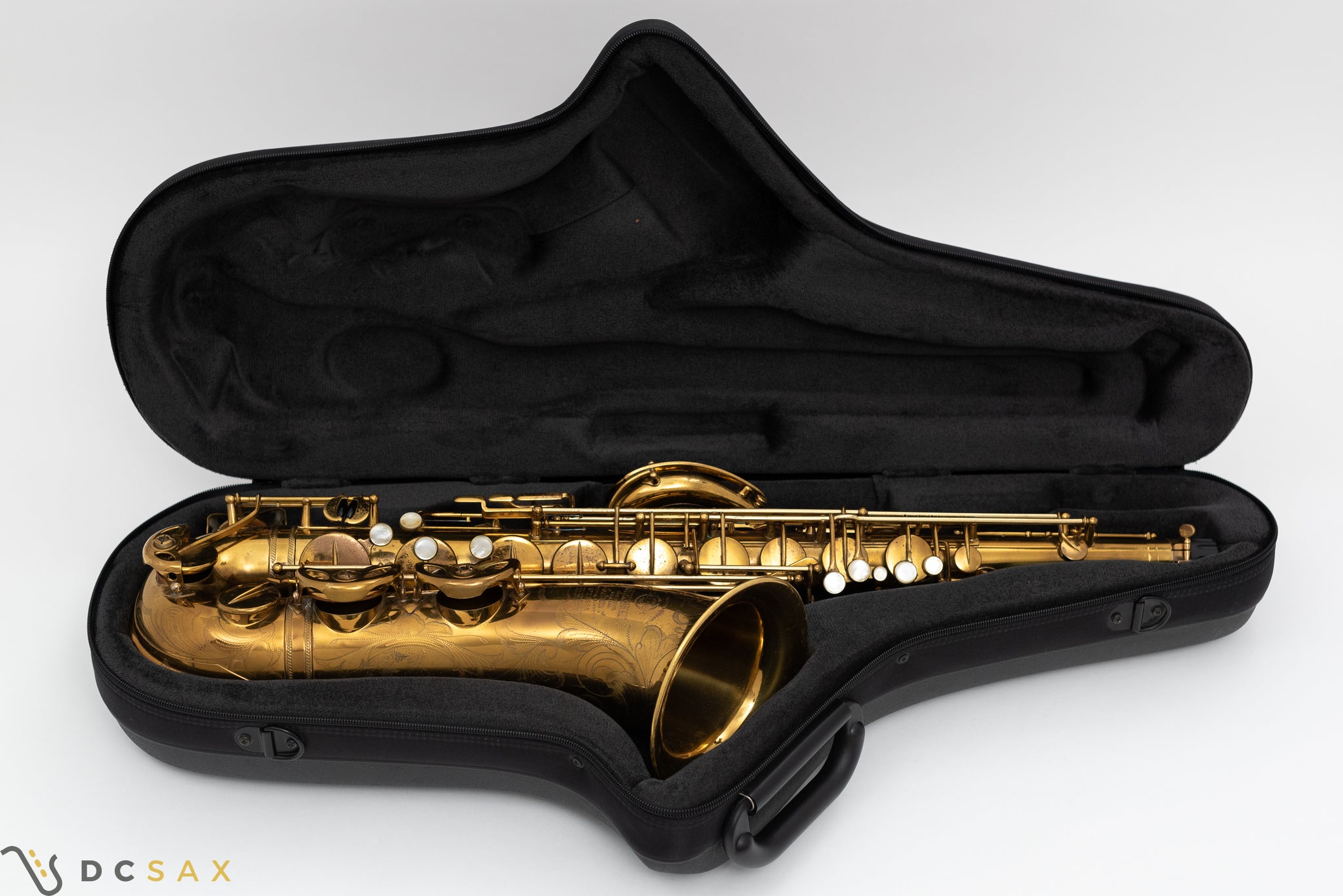 1937 23,xxx Selmer Balanced Action Tenor Saxophone, Video