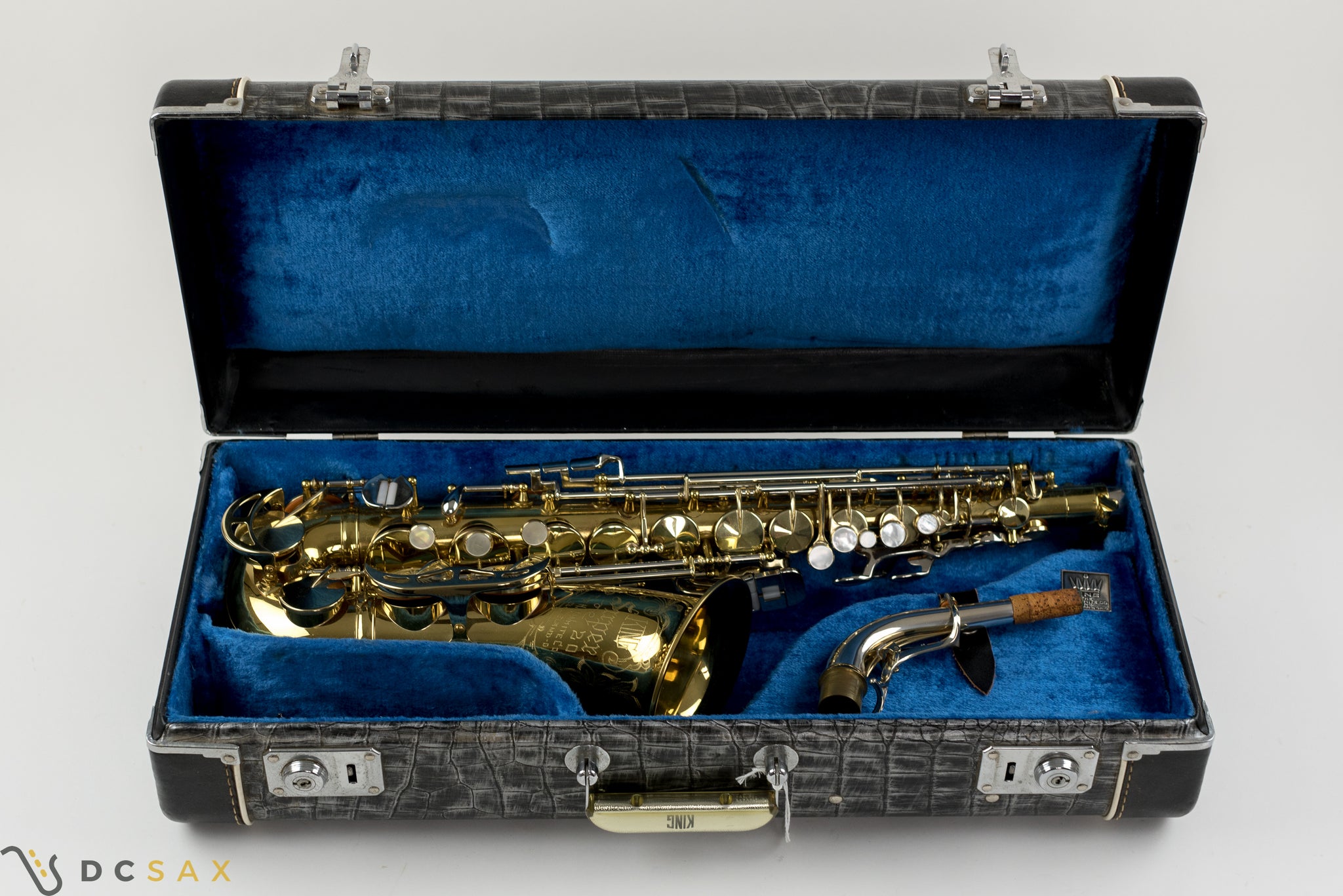 King Super 20 Alto Saxophone, Near Mint, Cleveland Era, Video
