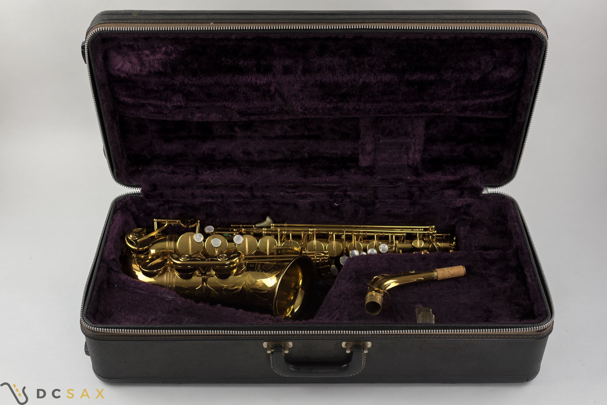 225,xxx Selmer Mark VI Alto Saxophone, 99% Original Lacquer, F#, Near Mint, Video