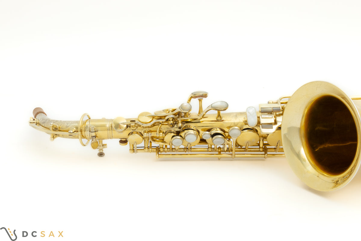 希少 1929年製 King Voll-True "King De Luxe" アルトサックス、金メッキ、フルパール、精巧な彫刻、動画あり