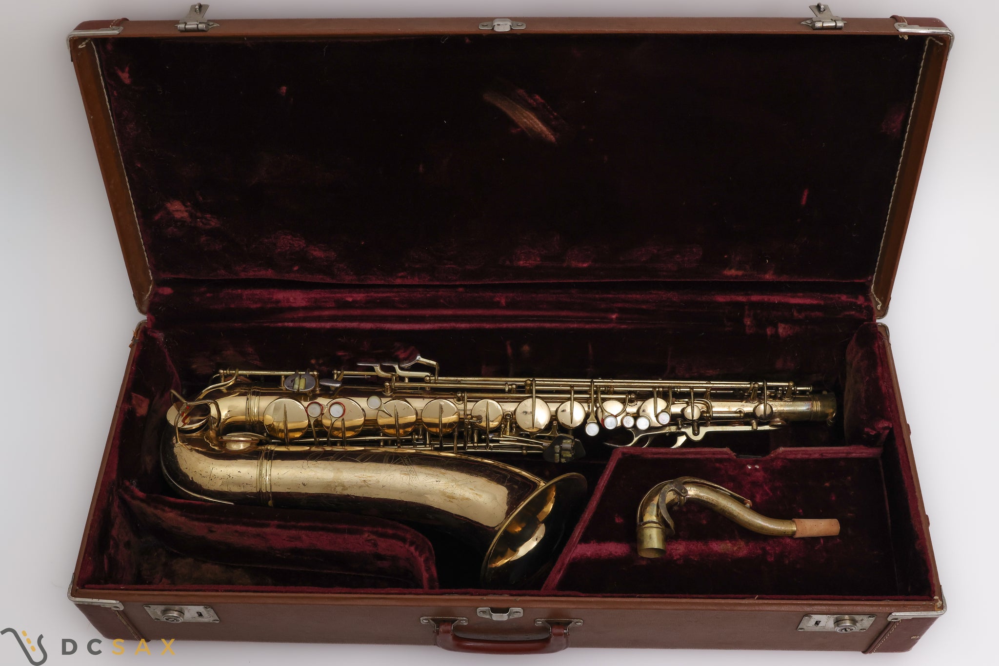 1941 304,xxx Conn 30M "Connqueror" Tenor Saxophone