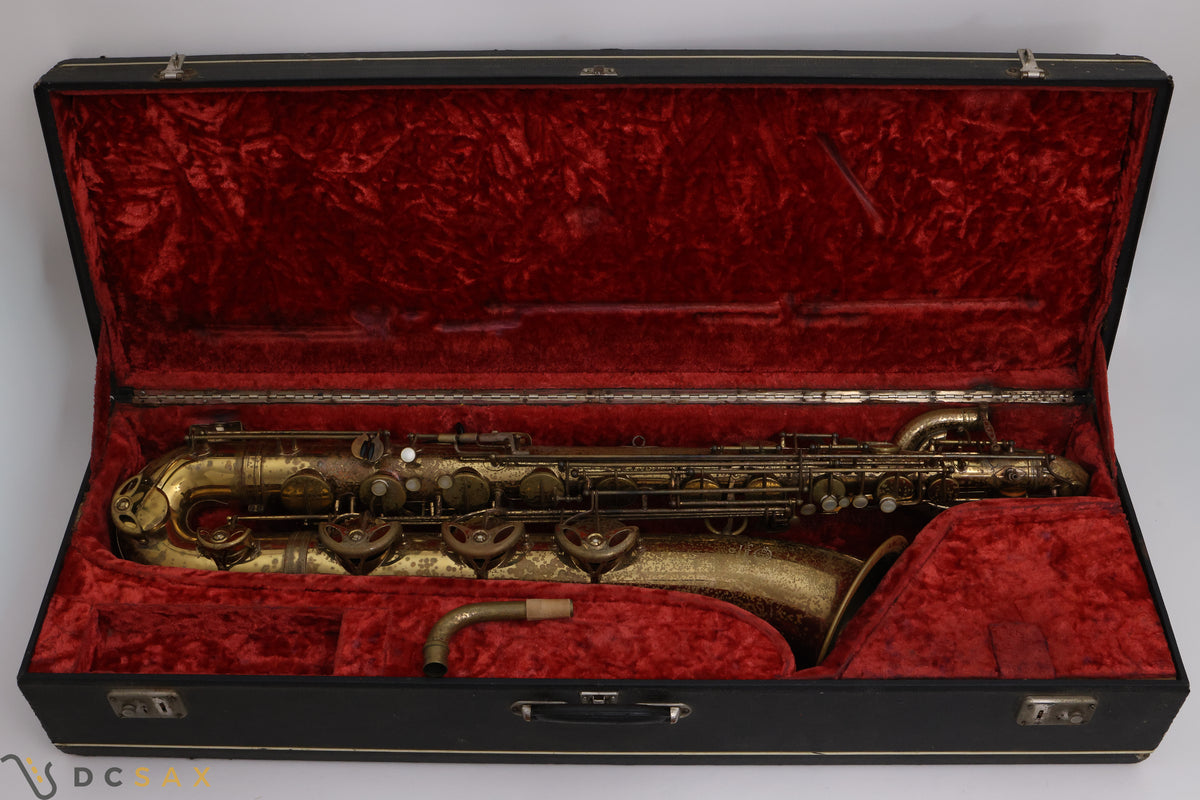 Selmer Mark VI baritone saxophone low A picture of the sax inside the case