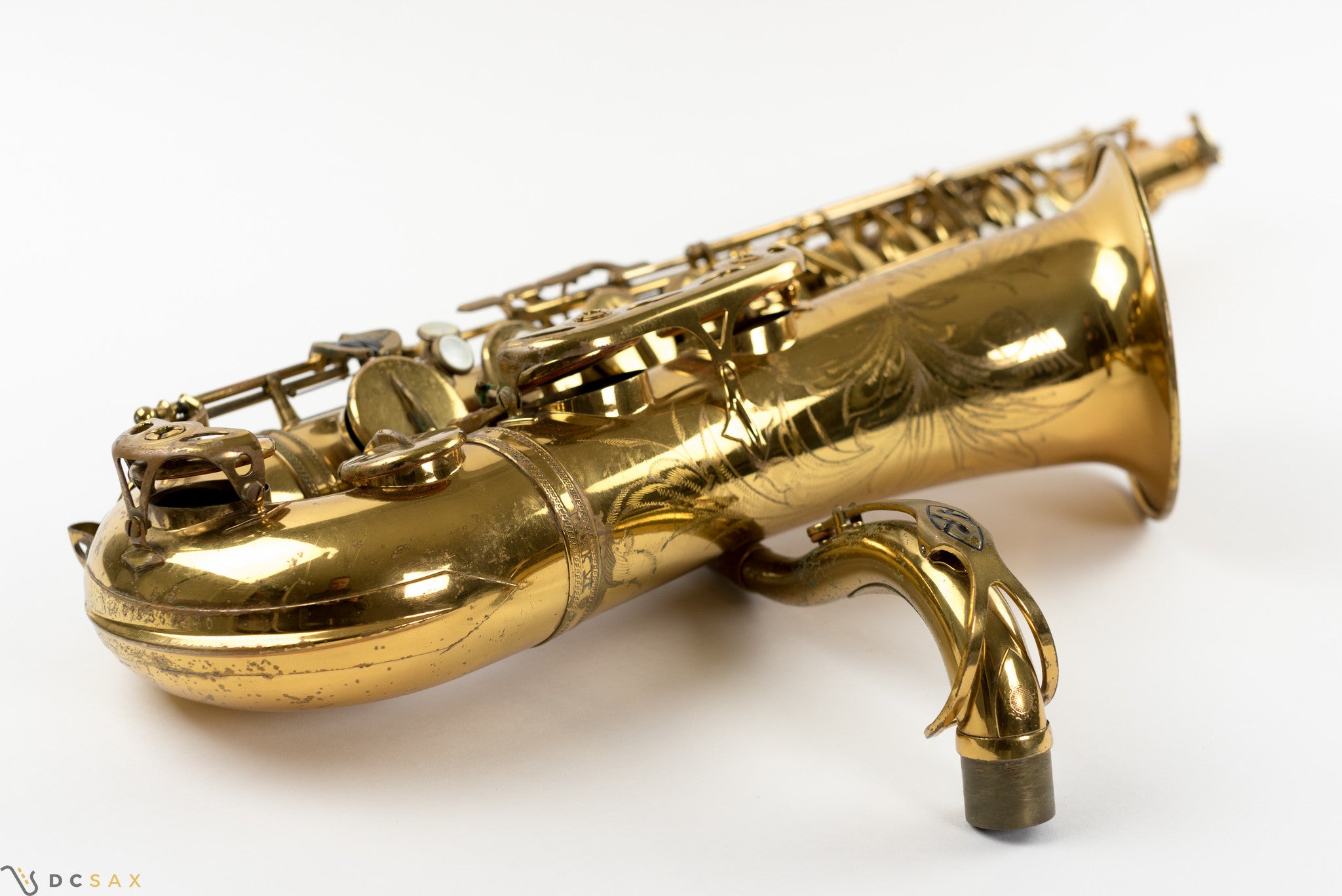 105,xxx Selmer Mark VI Tenor Saxophone, 95% Original Lacquer