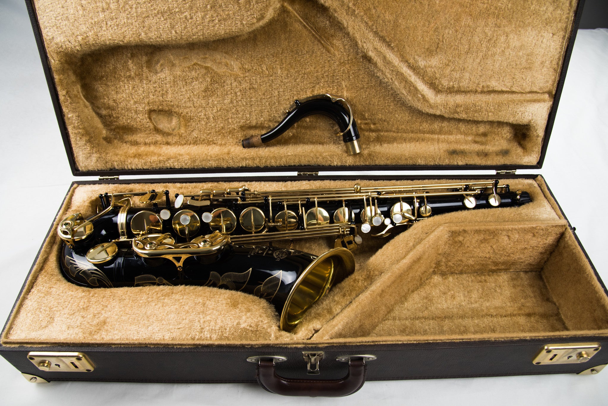 Selmer Super Action Series II Tenor Saxophone Black Lacquer