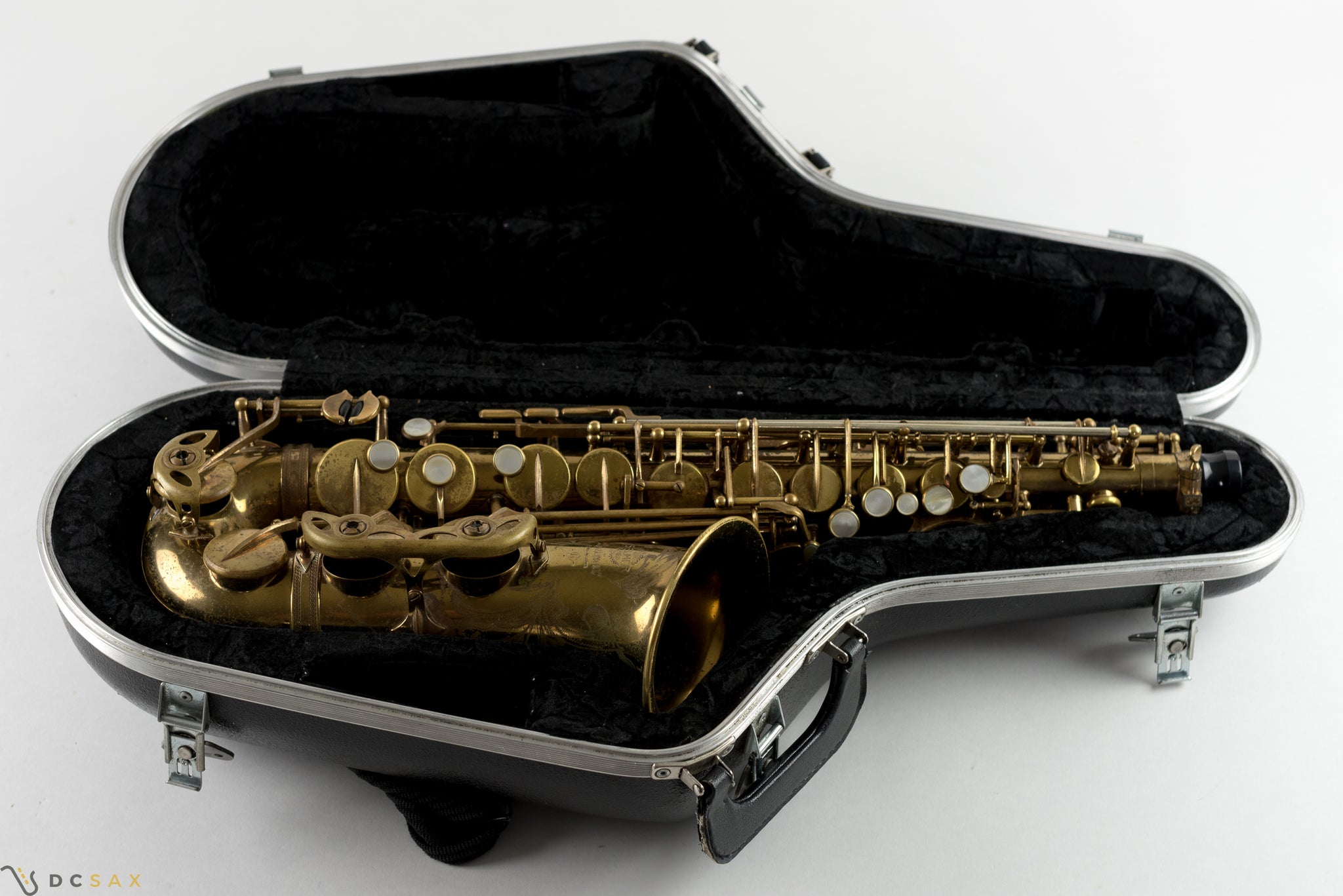 137,xxx Selmer Mark VI Alto Saxophone, 90% Original Lacquer, Sanborn S/N, Fresh Overhaul, Video