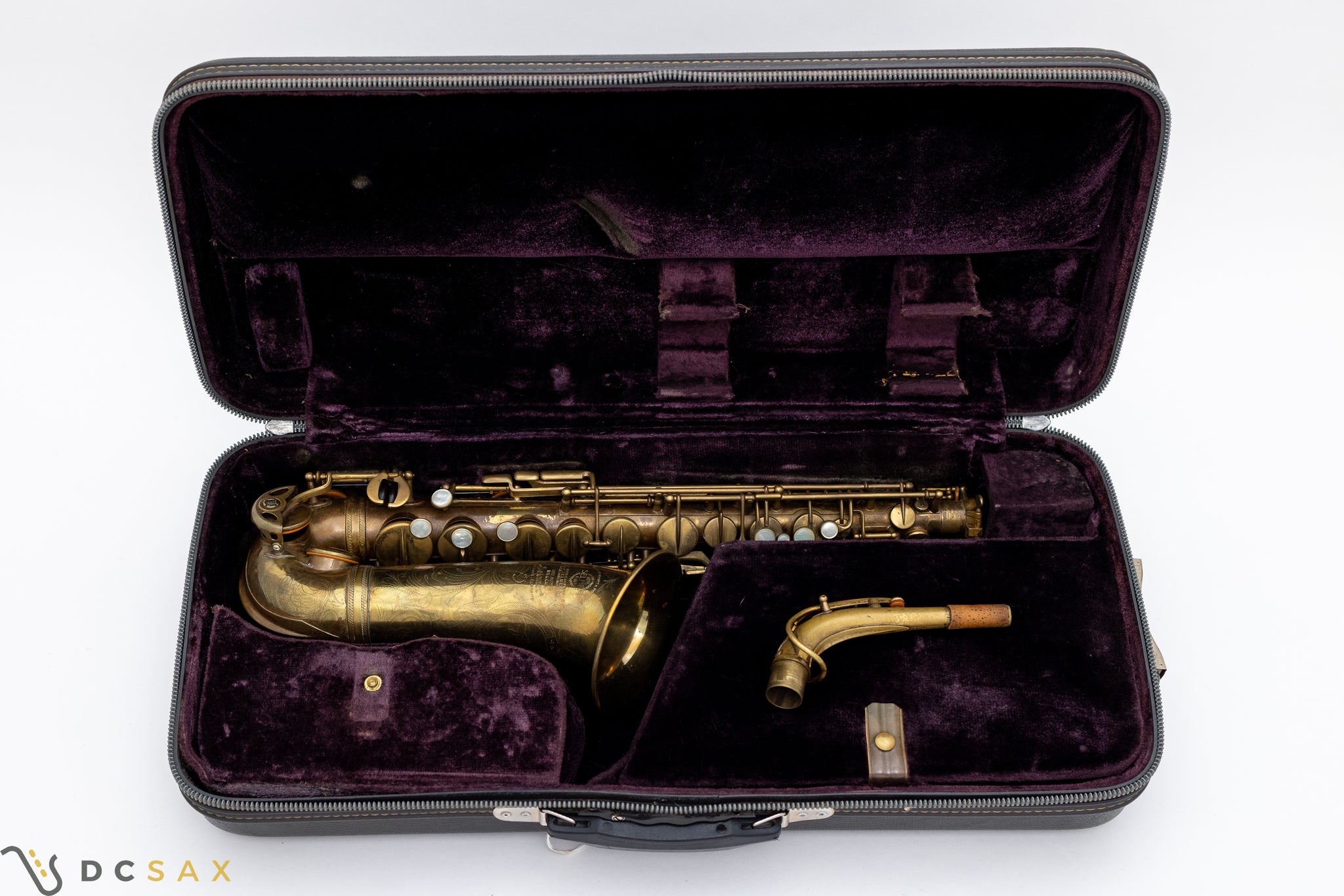 27,xxx 1938 Selmer Jimmy Dorsey Series II Alto Saxophone, Video